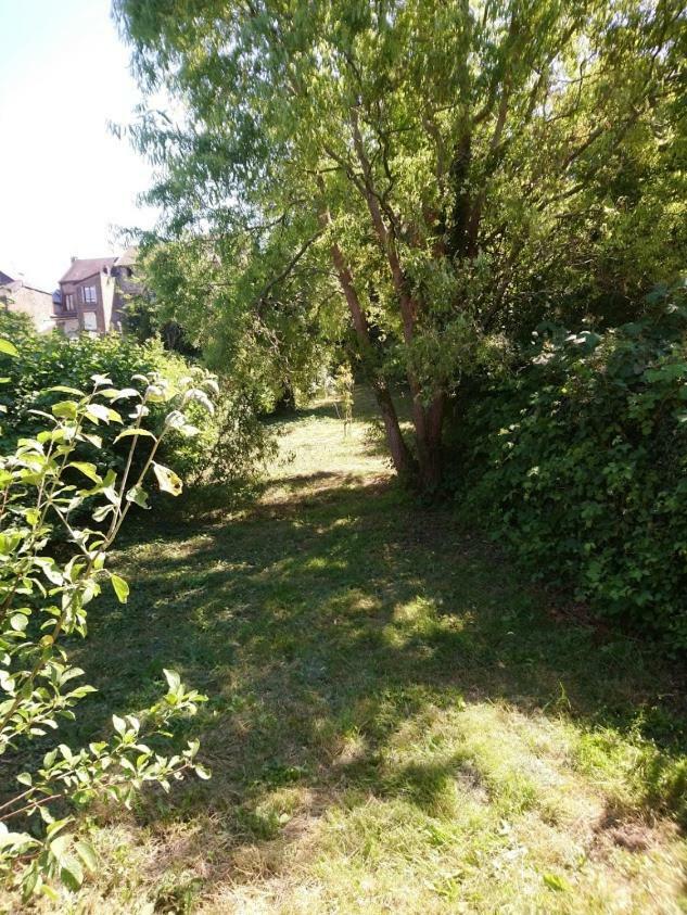 Вилла Cour Et Jardin Revin  Экстерьер фото